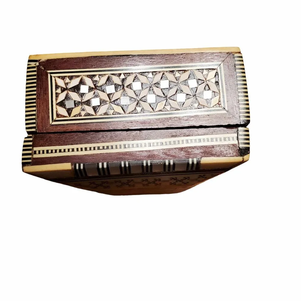 Vintage 1950s Handmade Pearl Bone Wood Inlaid Marquetry Jewelry Box